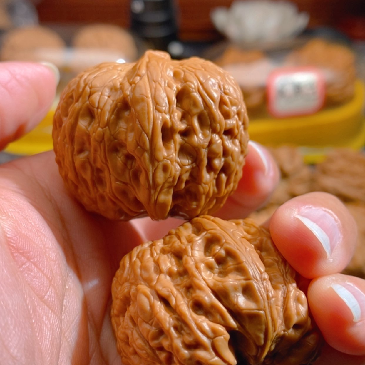 【闪购商品】吊坠文玩核桃璞**窝滚石