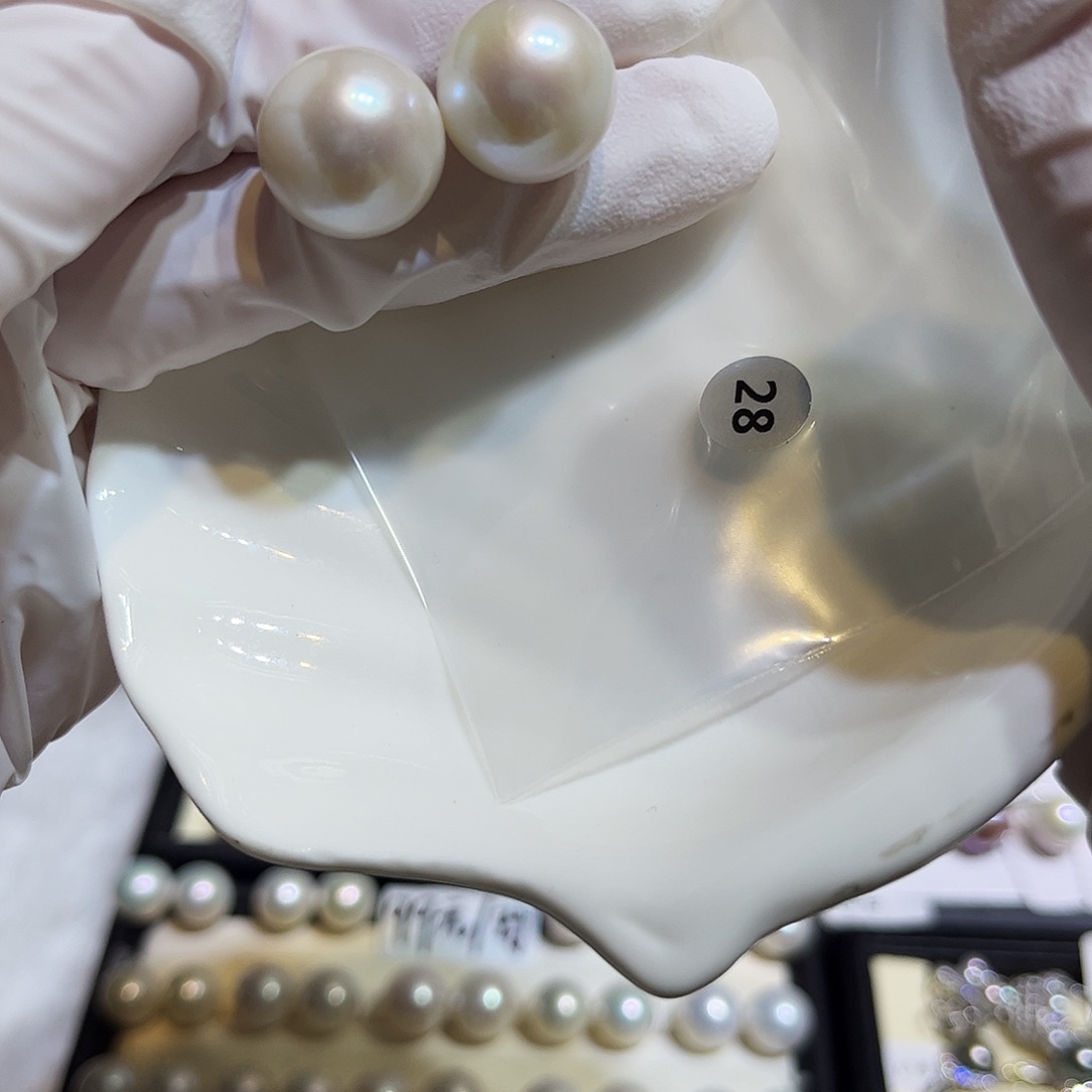 莎***光淡水珍珠耳饰银S925镶嵌