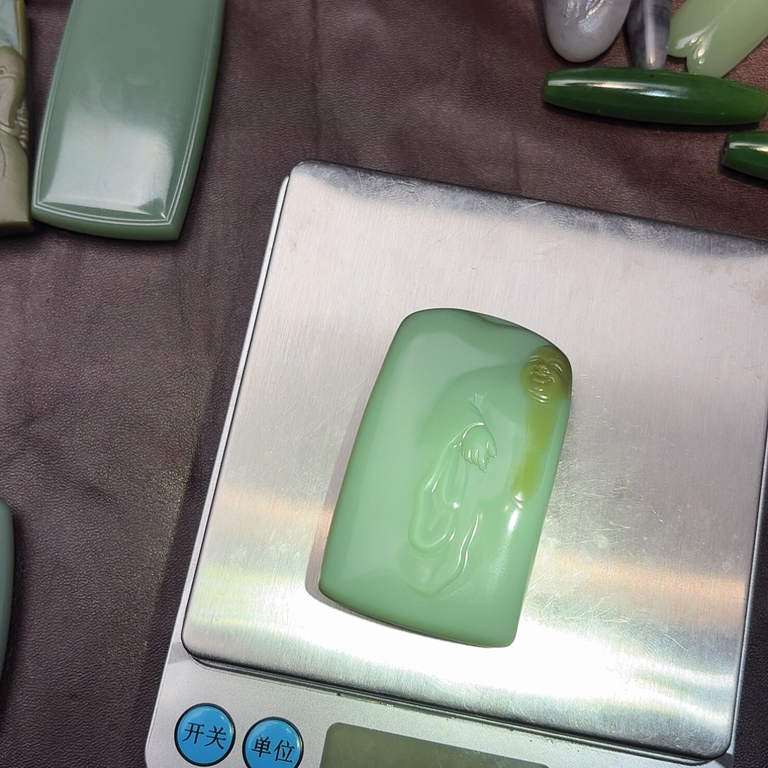 和田玉（碧玉）未镶嵌颈饰