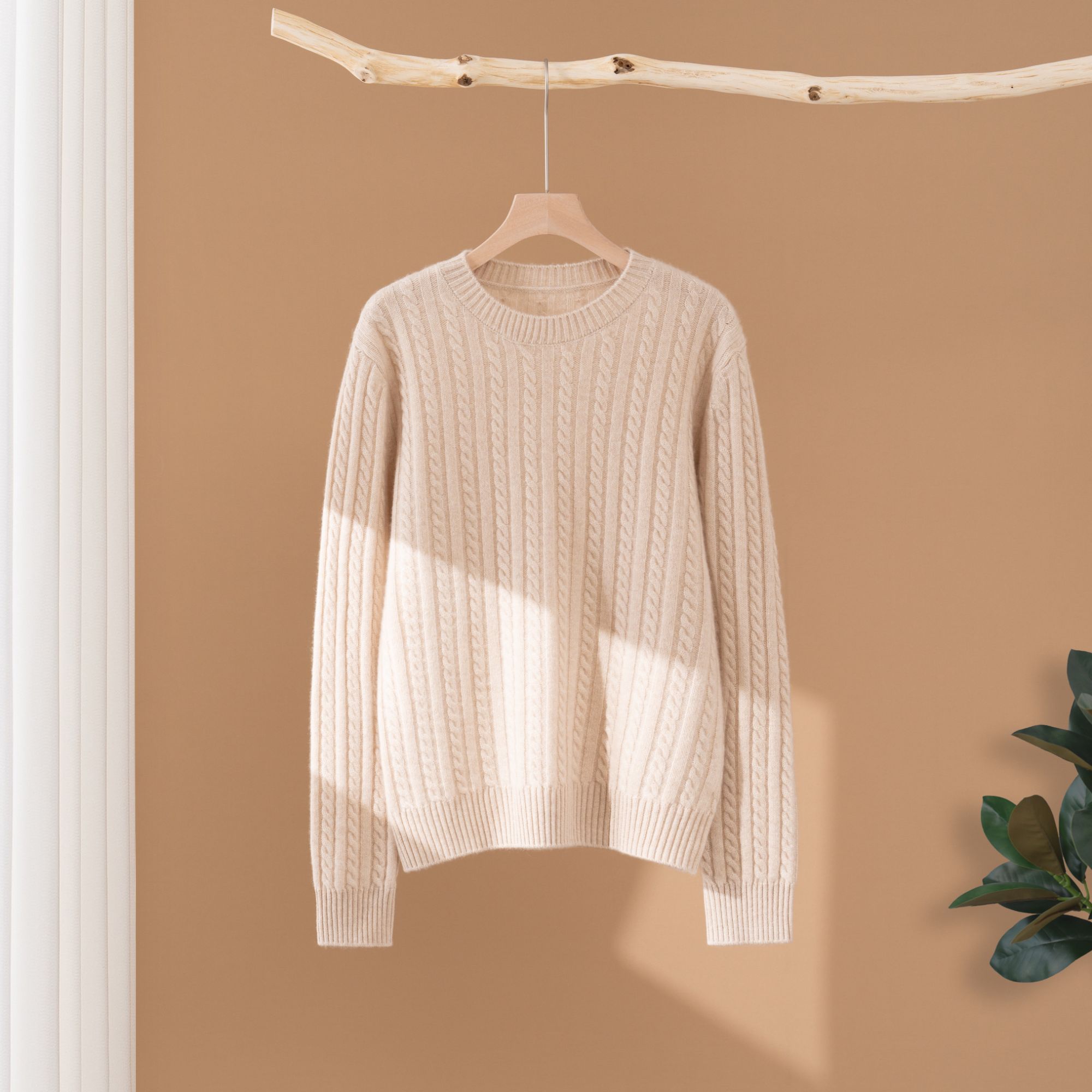 100%纯山羊绒女款绞花加厚圆领套头衫