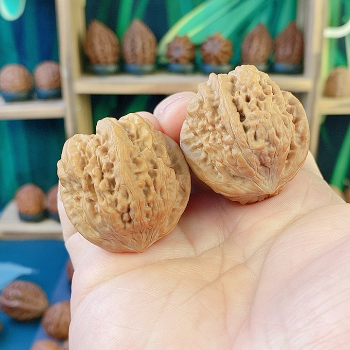 文玩核桃吊坠82平谷凹底36尺