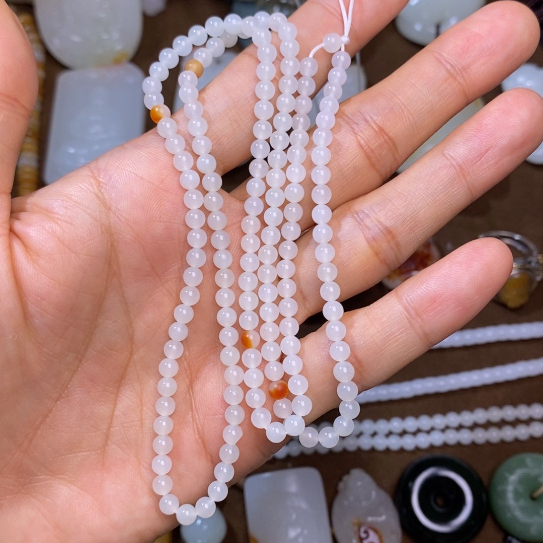 未镶嵌和田玉车挂刘*坤