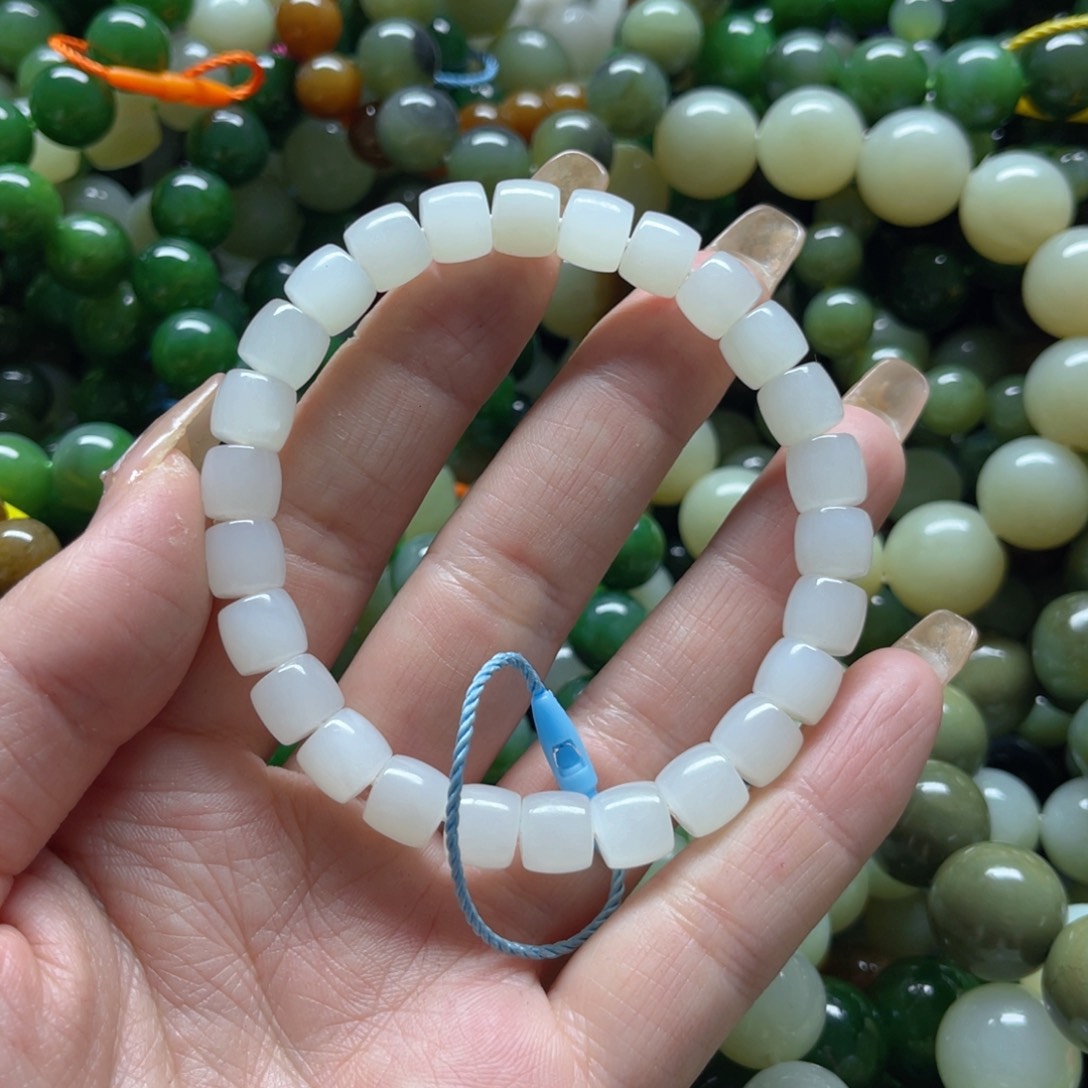 和田玉手链未镶嵌