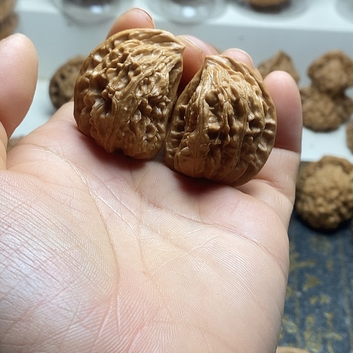 垚***吊坠桃核公子帽半壁