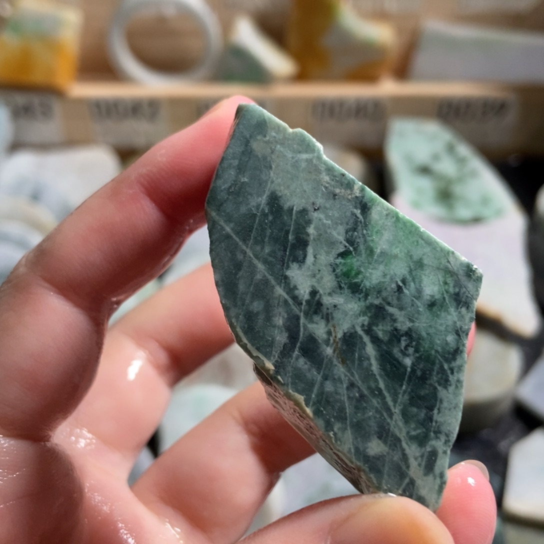 翡翠未镶嵌颈饰天然翡翠