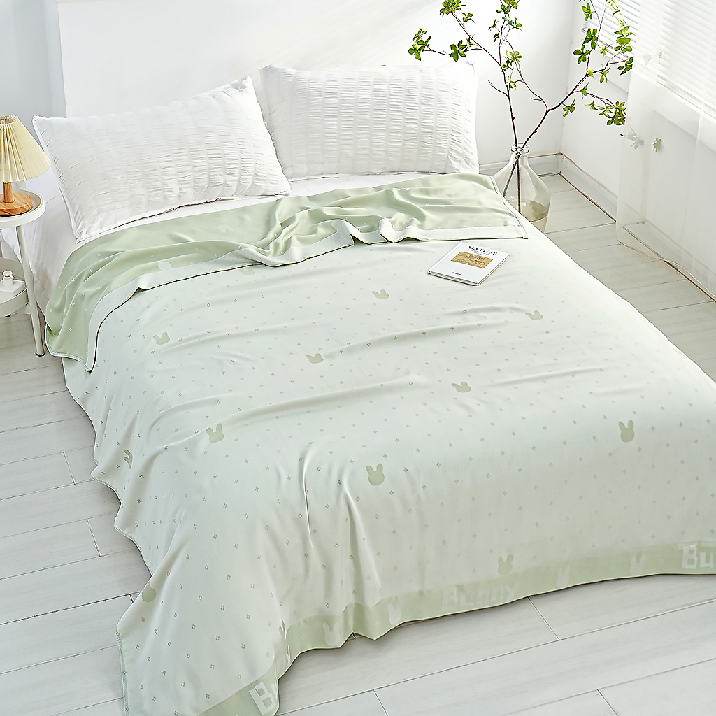 M【迷你兔】120*150cm竹纤维天丝冷感毯轻薄柔软亲肤可机洗