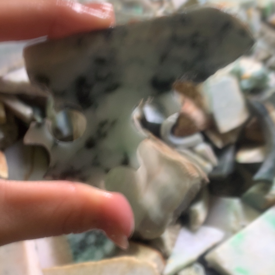 翡翠颈饰未镶嵌缅甸翡翠