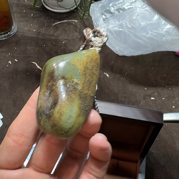 未镶嵌和田玉（糖玉）挂件