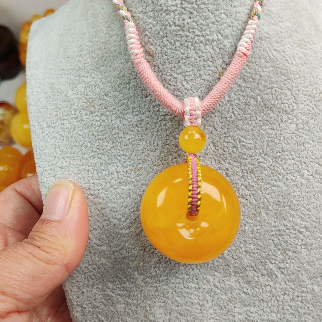 琥珀吊坠(赠链)未镶嵌