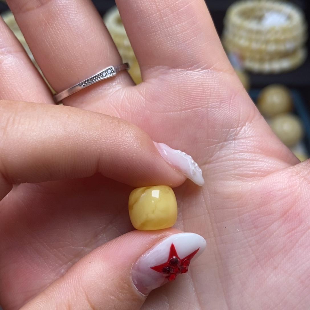 蜜蜡未镶嵌珠宝奇石10mm