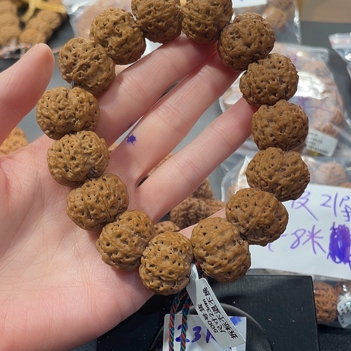 懒***、手串金刚菩提尼泊尔金刚菩提手串