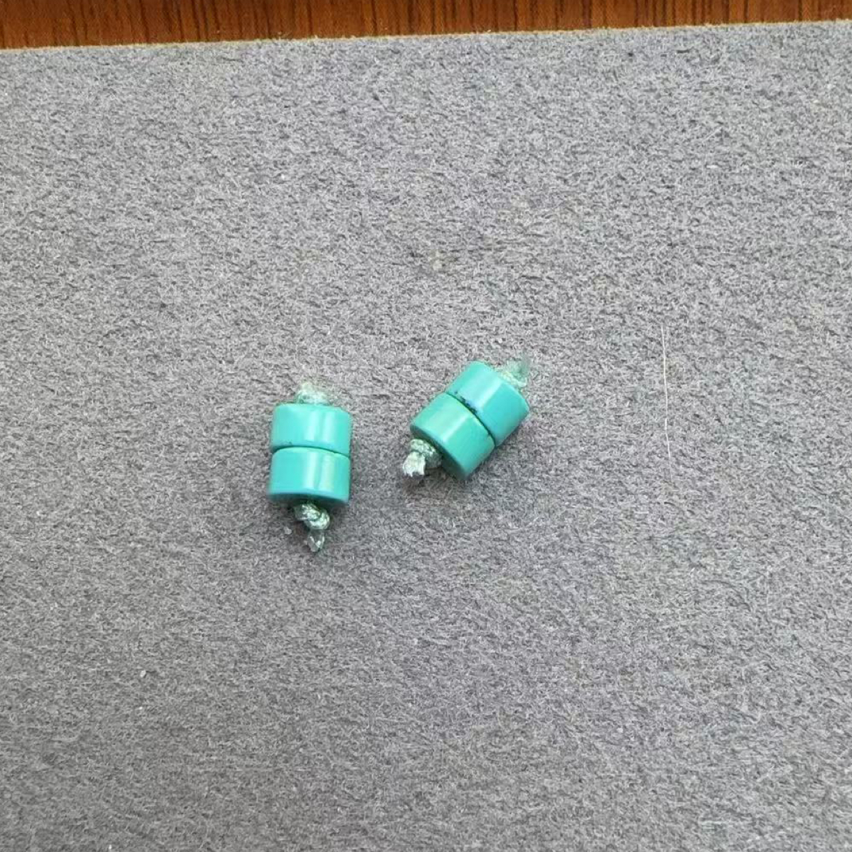 绿松石直切隔片 5 毫米 4 片