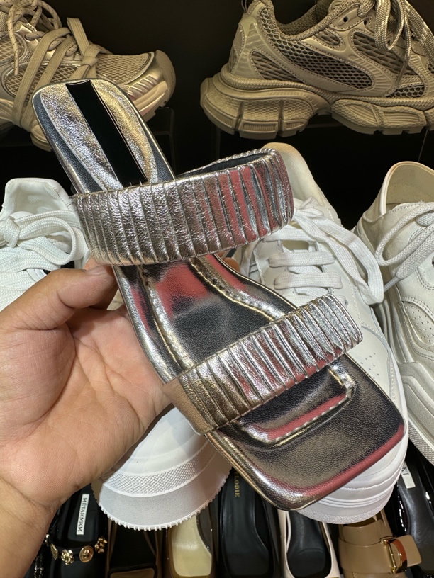 真皮专柜正品时尚百搭高跟凉拖鞋女2025夏季露趾法式一字拖凉鞋