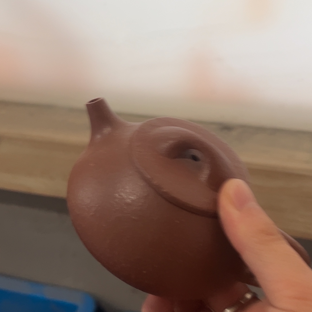 茶壶紫砂紫砂的味道很