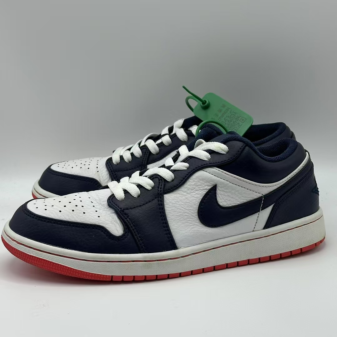 95新 MM6 43码 AJ1 白蓝 低帮板鞋 无原盒 553558