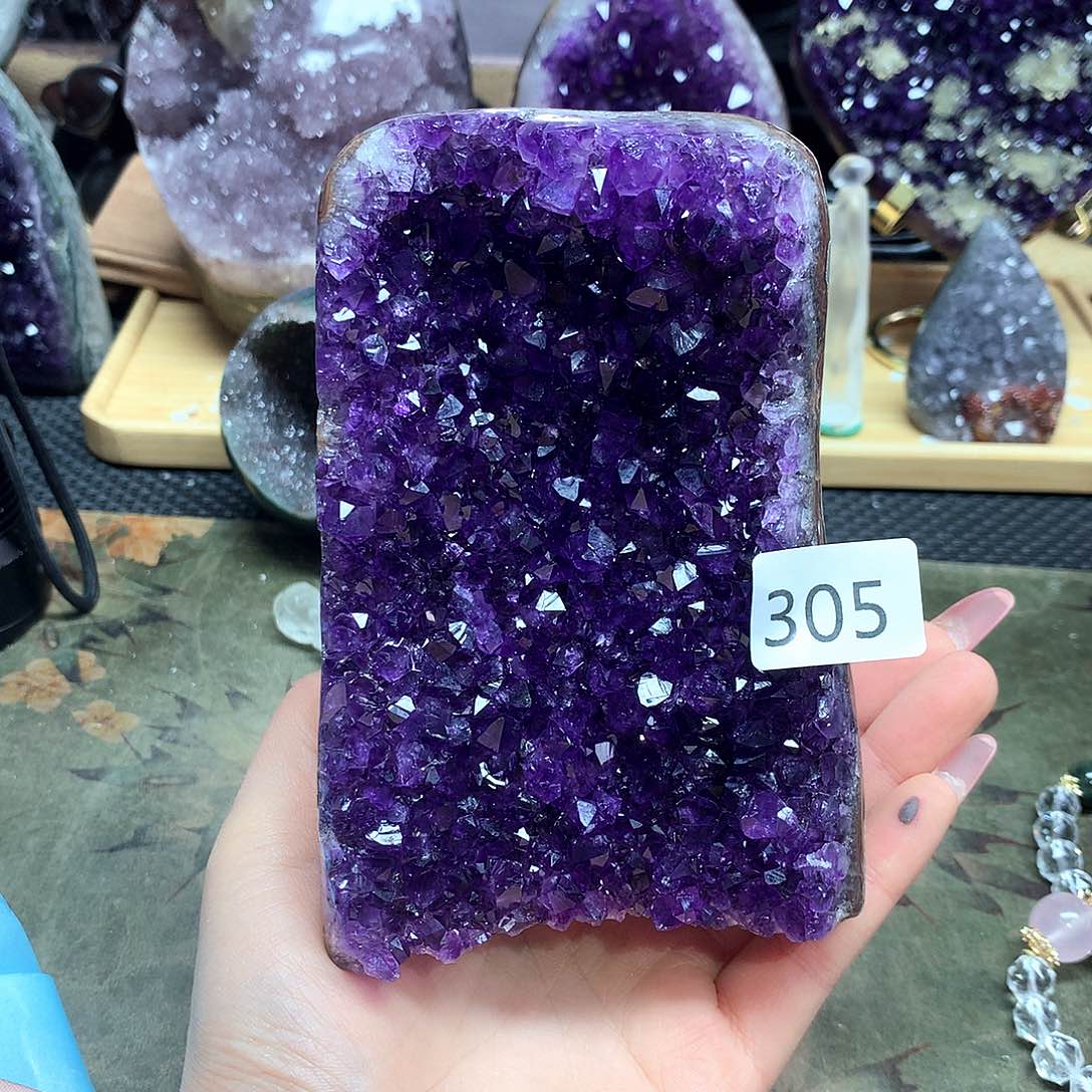 紫晶大型摆件（非配饰）未镶嵌