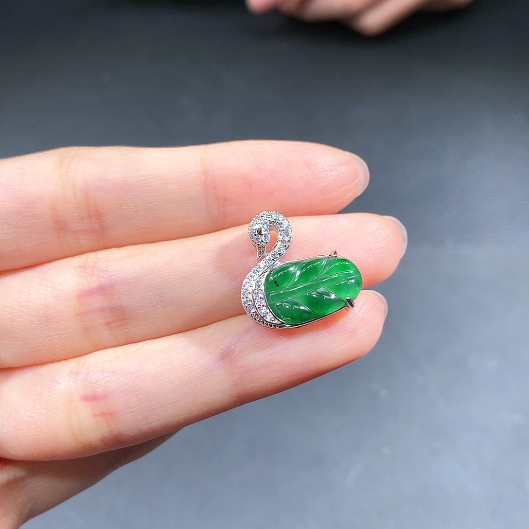 未镶嵌戒指翡翠翡翠