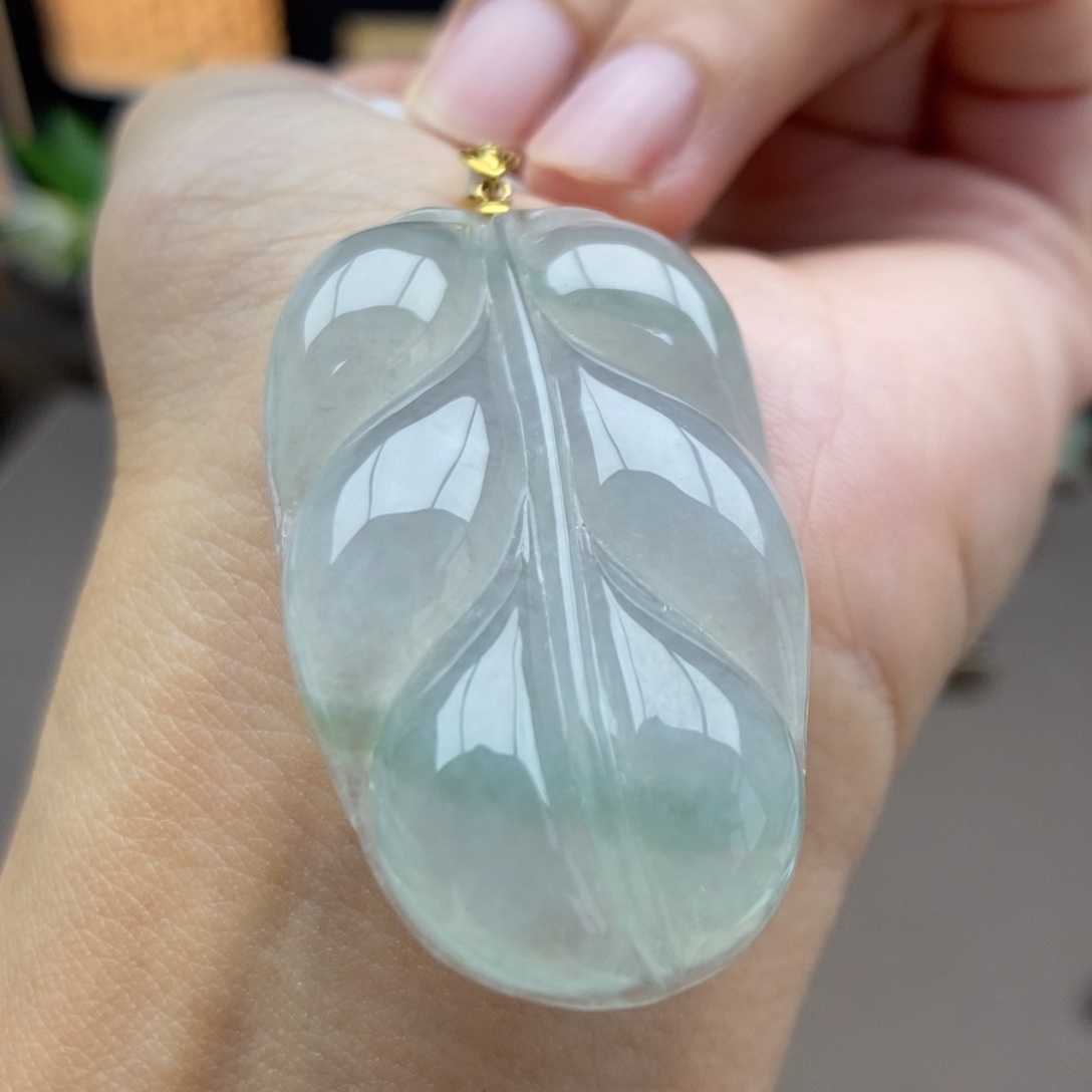 翡翠未镶嵌颈饰吊坠78