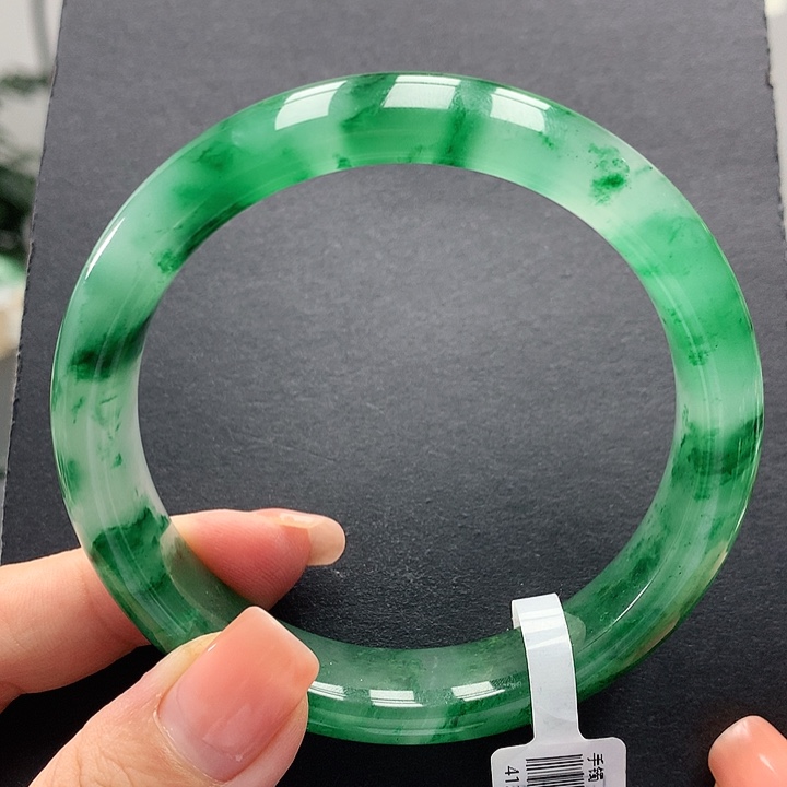 石英质玉手镯未镶嵌Y*n