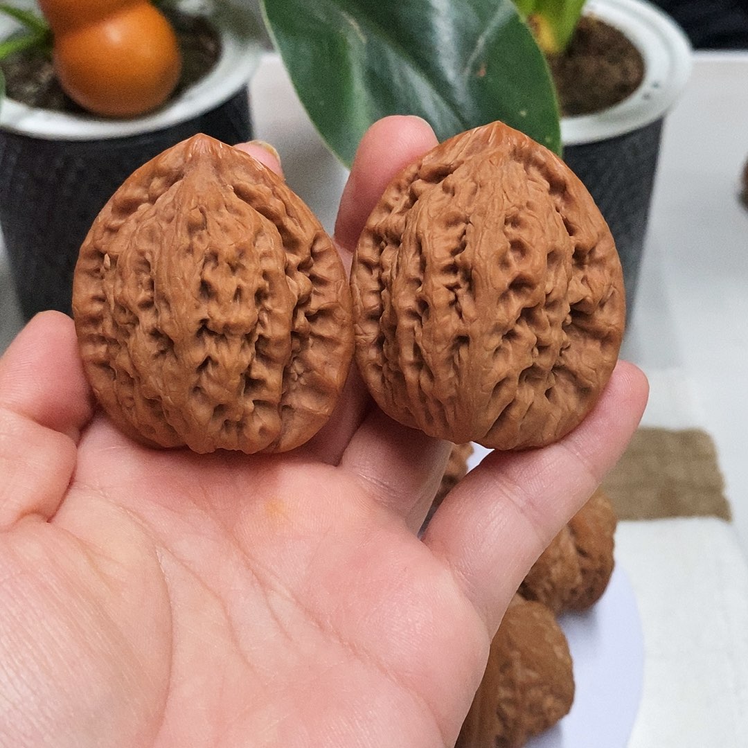 四***毛木质金公子————-54.5克