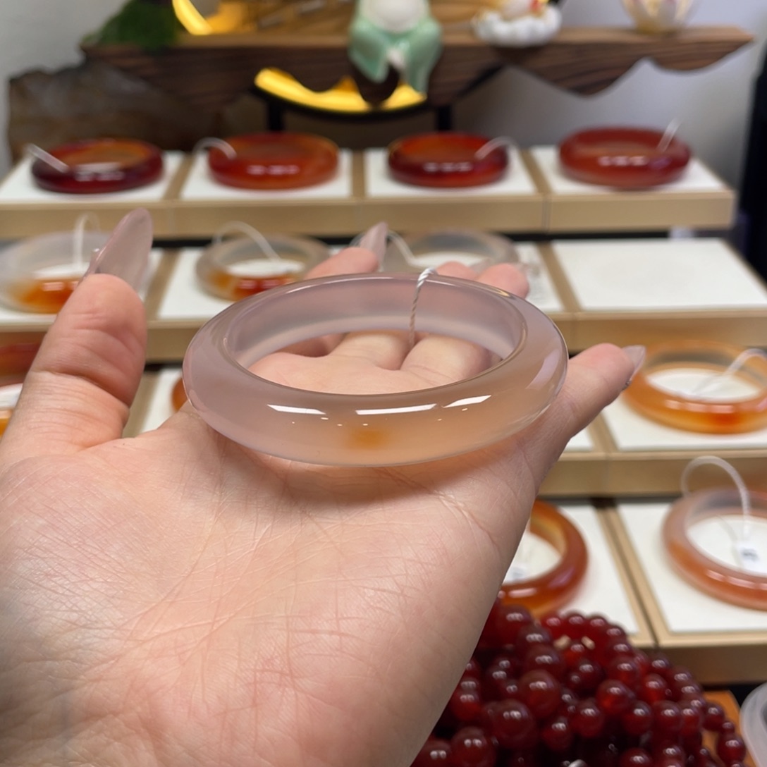 玛瑙/玉髓未镶嵌手镯