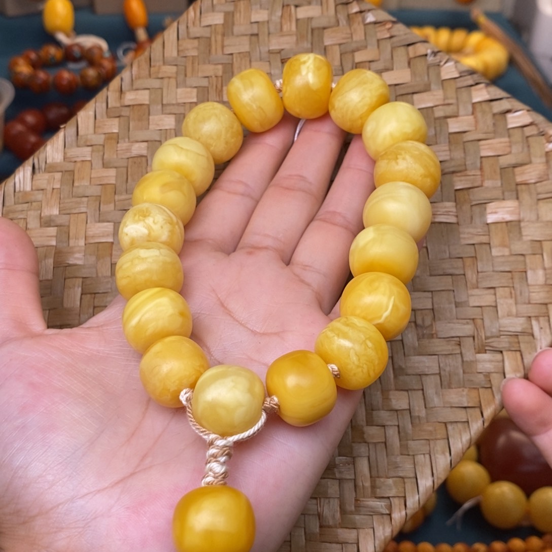 未镶嵌蜜蜡裸石蜜蜡