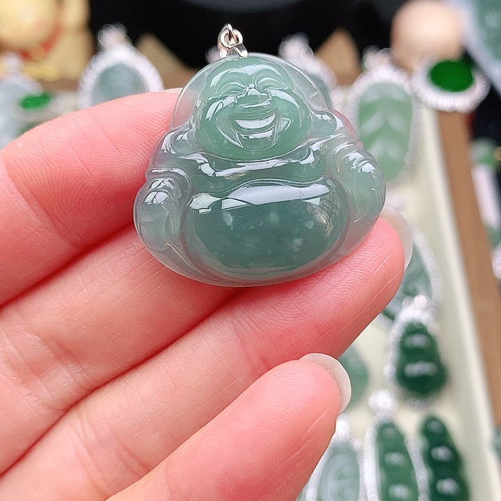 颈饰未镶嵌翡翠吊坠