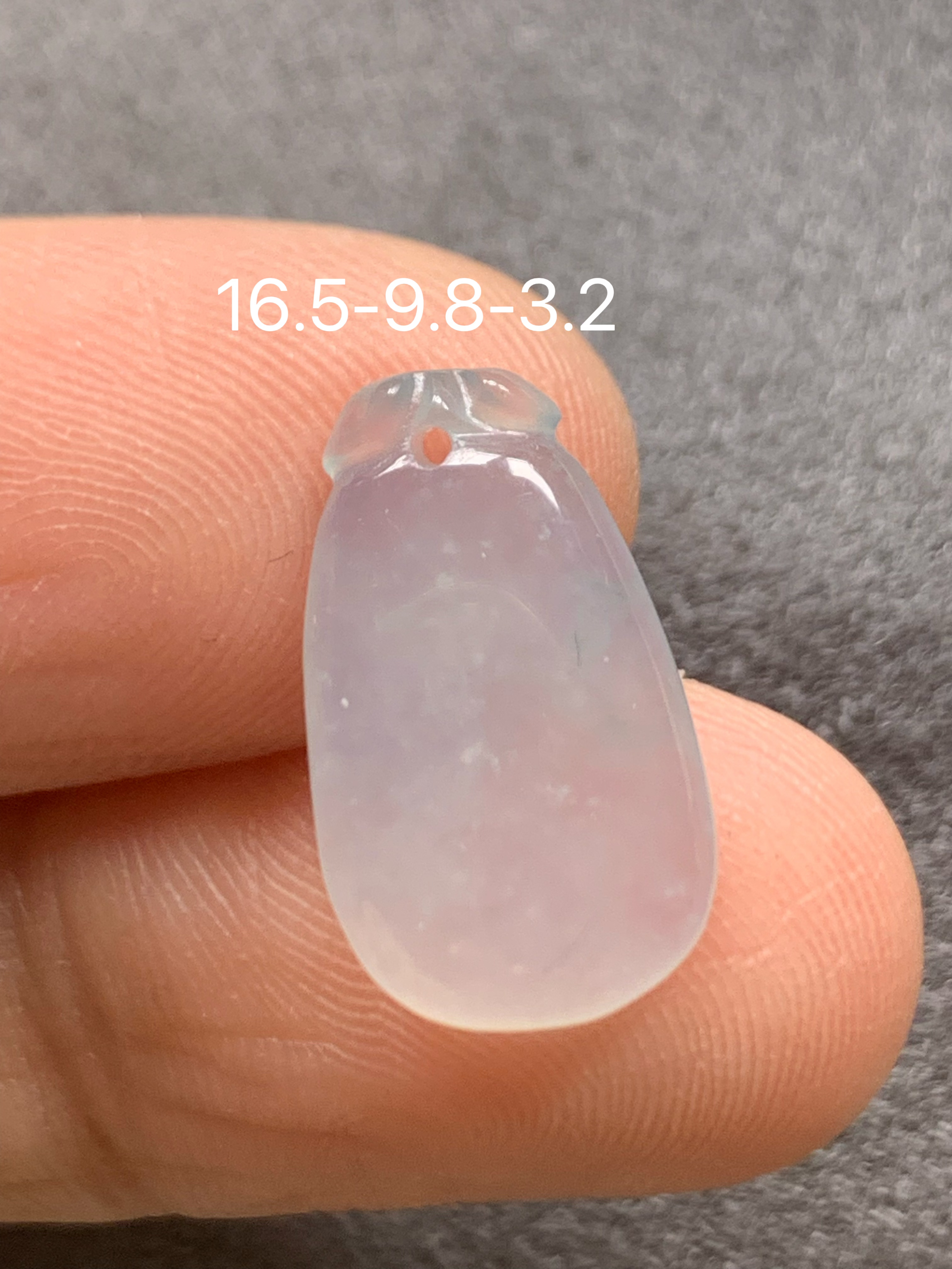 缅甸翡翠A货冰种小福瓜