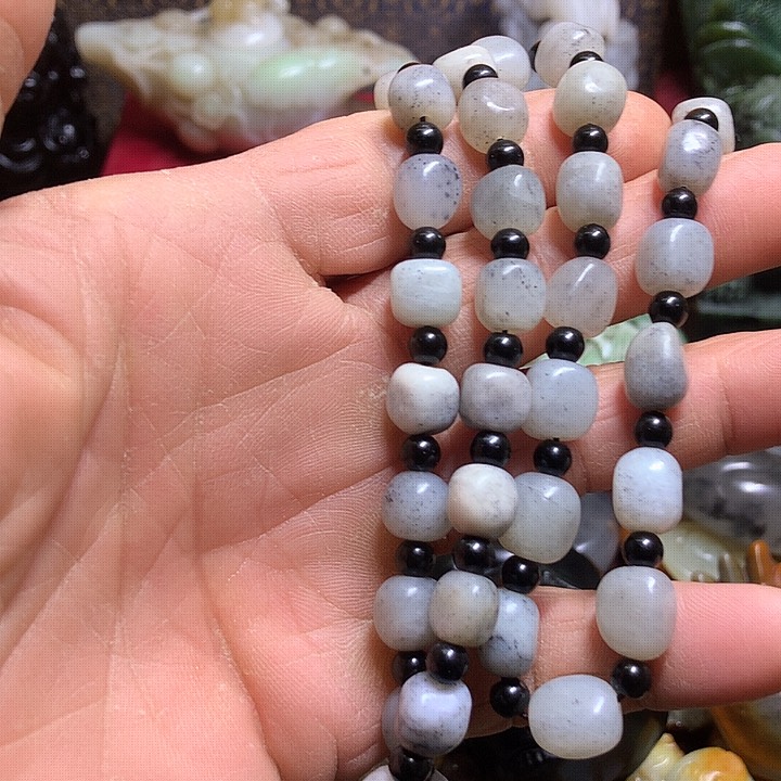 未镶嵌手链和田玉（糖玉）