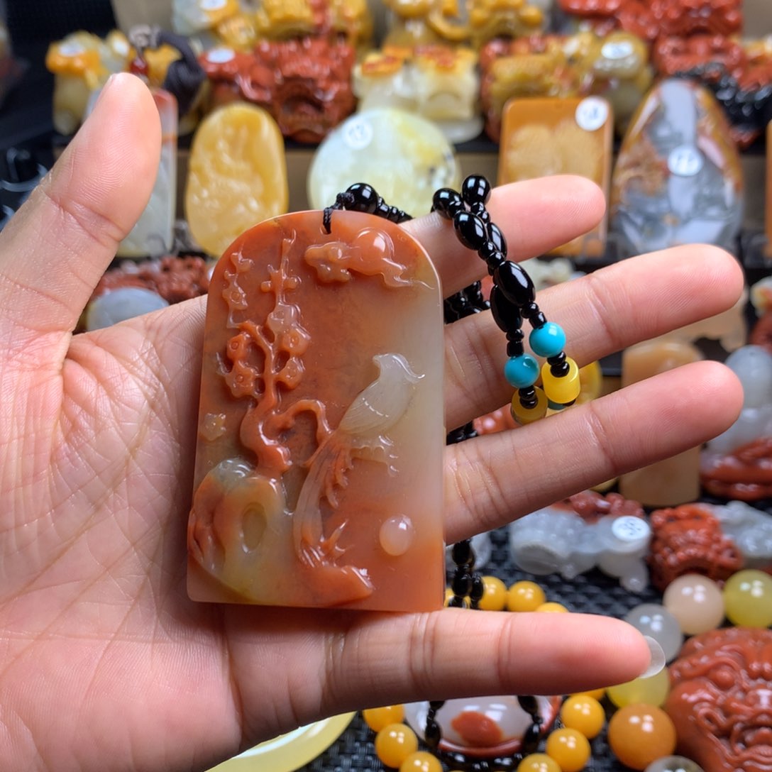 石英质玉（黄龙玉）挂件未镶嵌