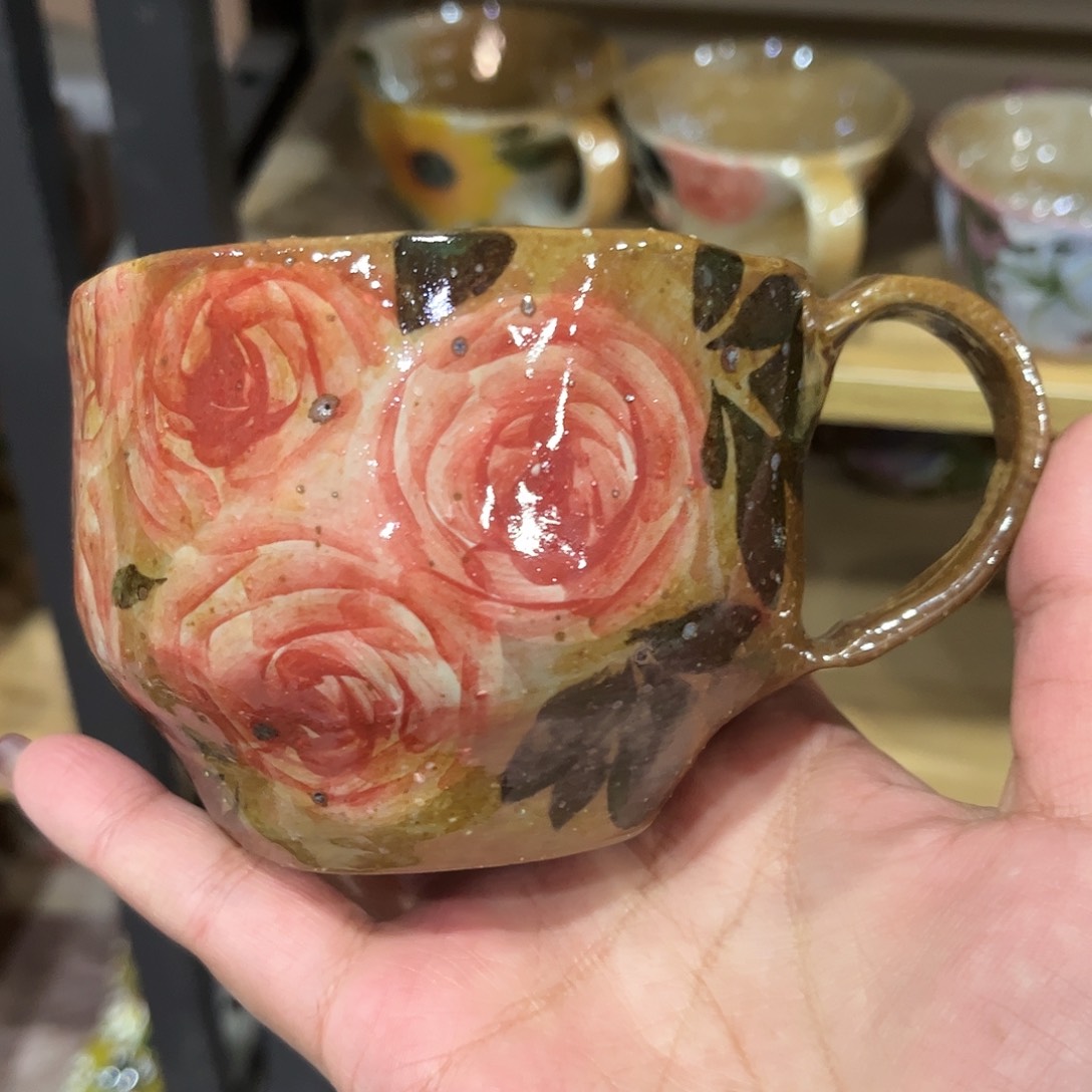 瓷片红红火火过大年