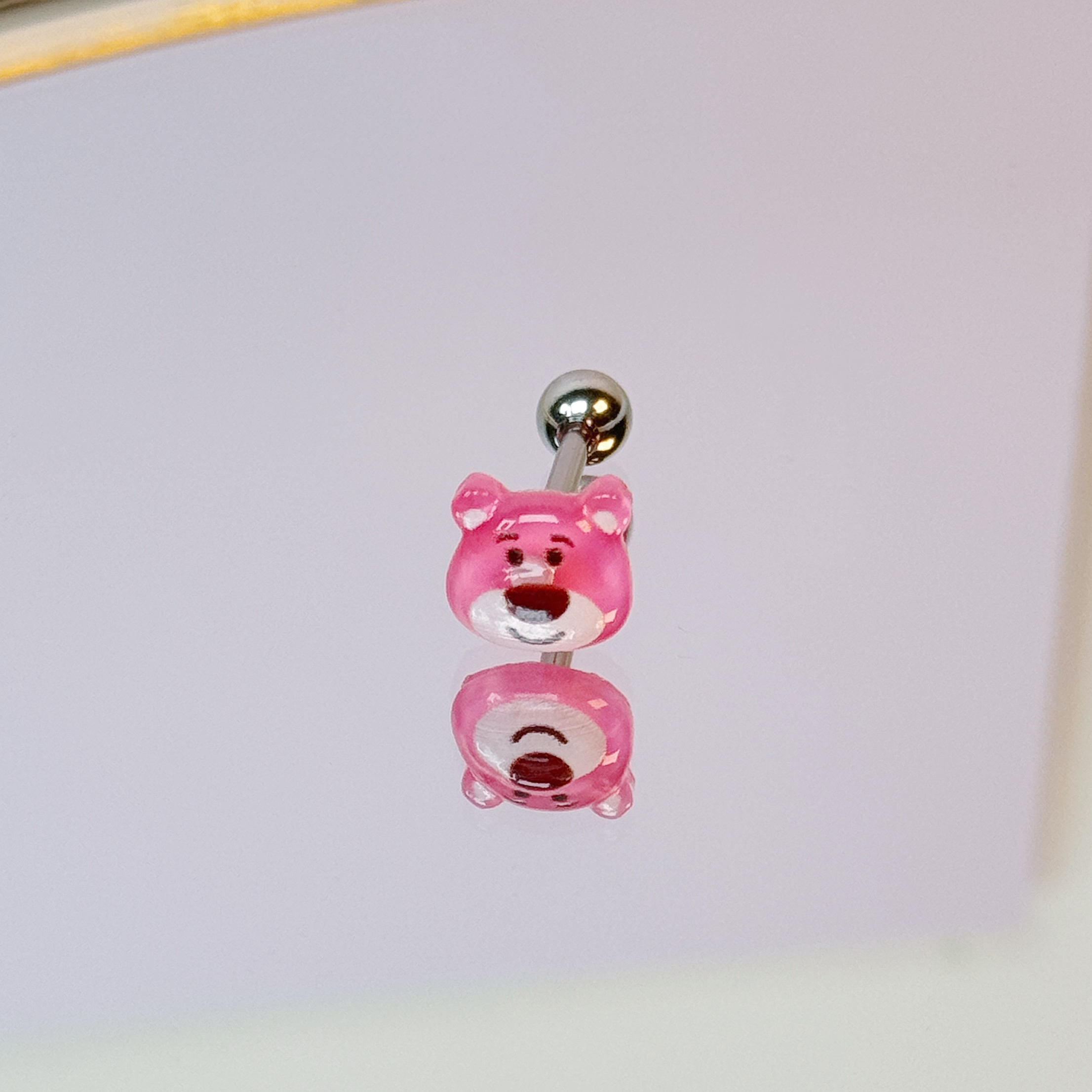 钛钢耳饰 草莓熊舌钉树脂卡通迷你穿孔甜美时尚可爱饰品彩色耳钉