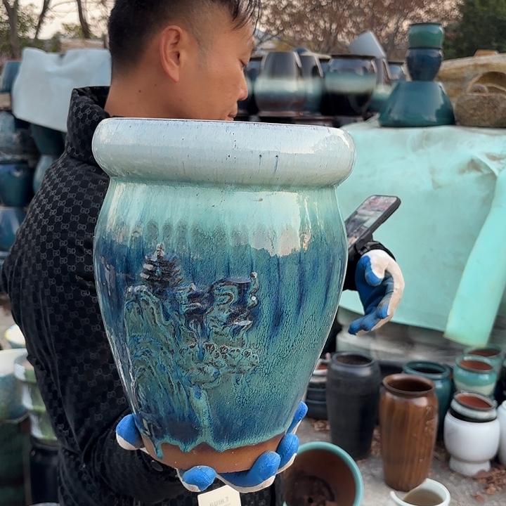 高度28厘米口18厘米