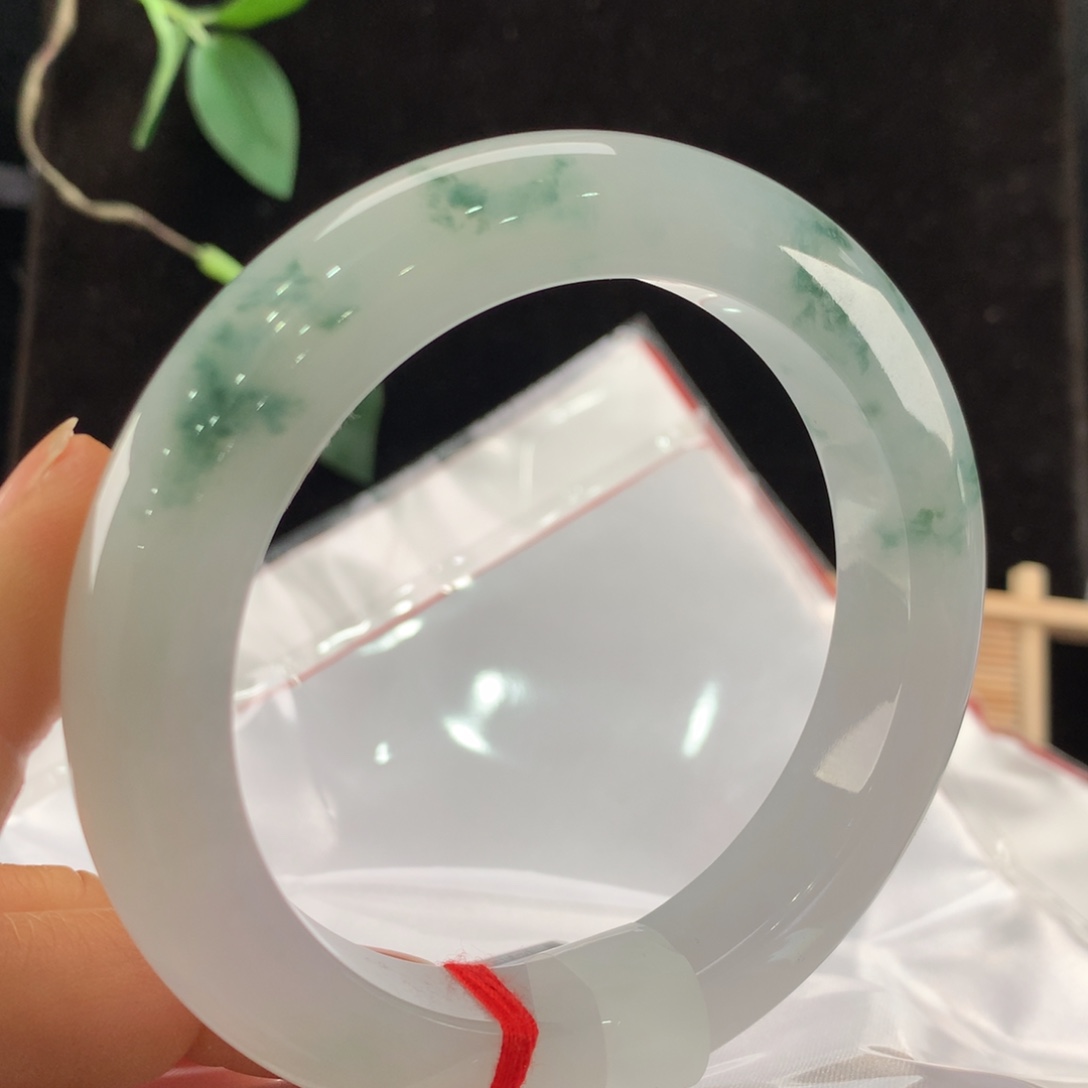 翡翠手镯未镶嵌62圈口0028