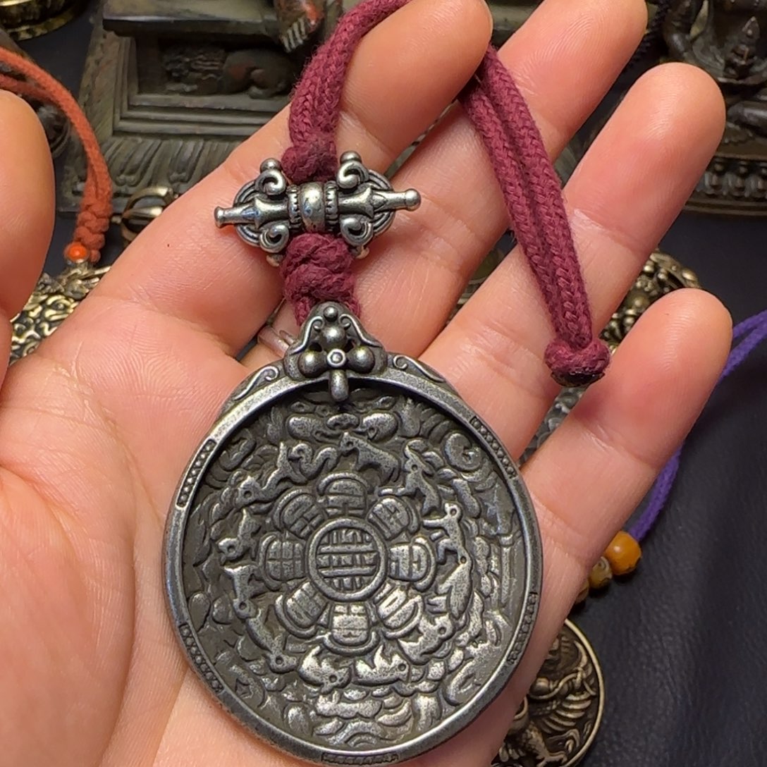 李***李泥塑藏传牌子……藏传牌子