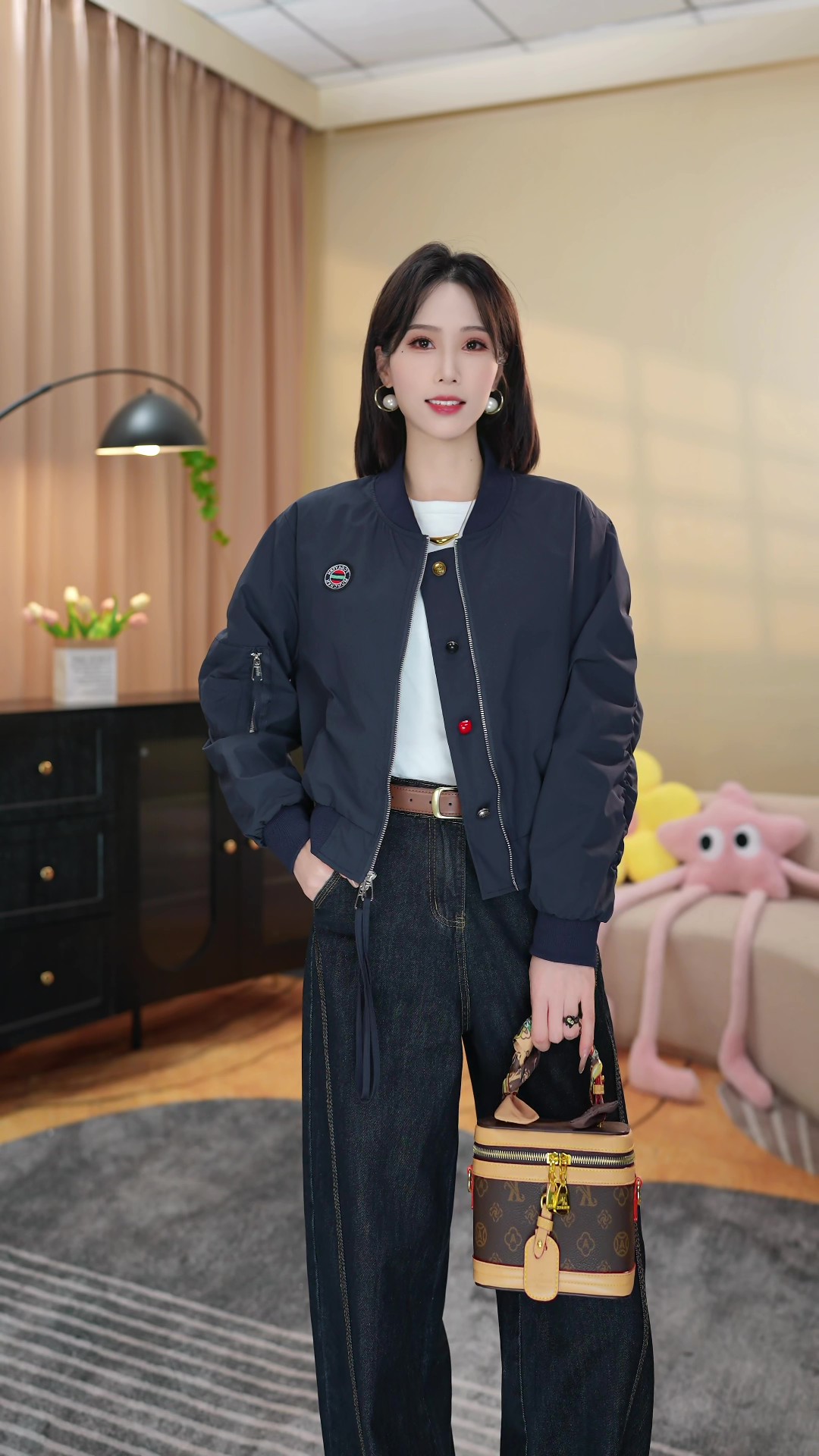 【晚棠轻奢女装】休闲潮款超独特时尚百搭短款棒球服外套