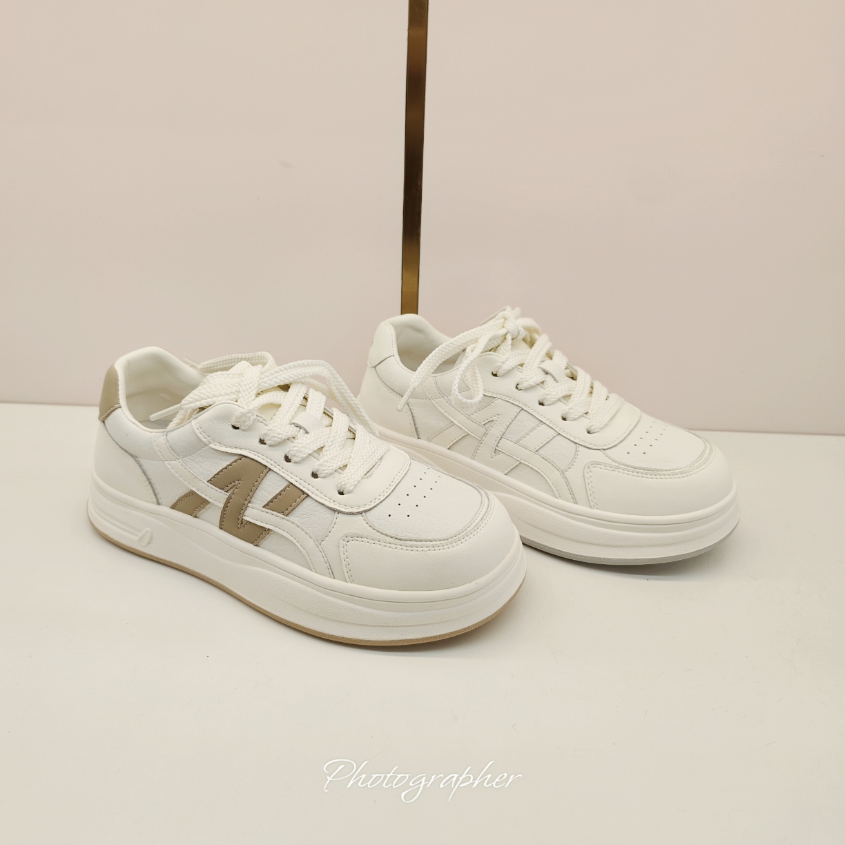 实体店真皮女鞋65215平底小白鞋软底浅口百搭休闲板鞋