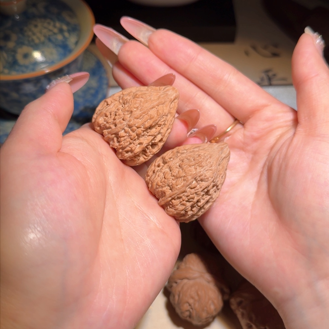 文玩核桃吊坠34塔尖