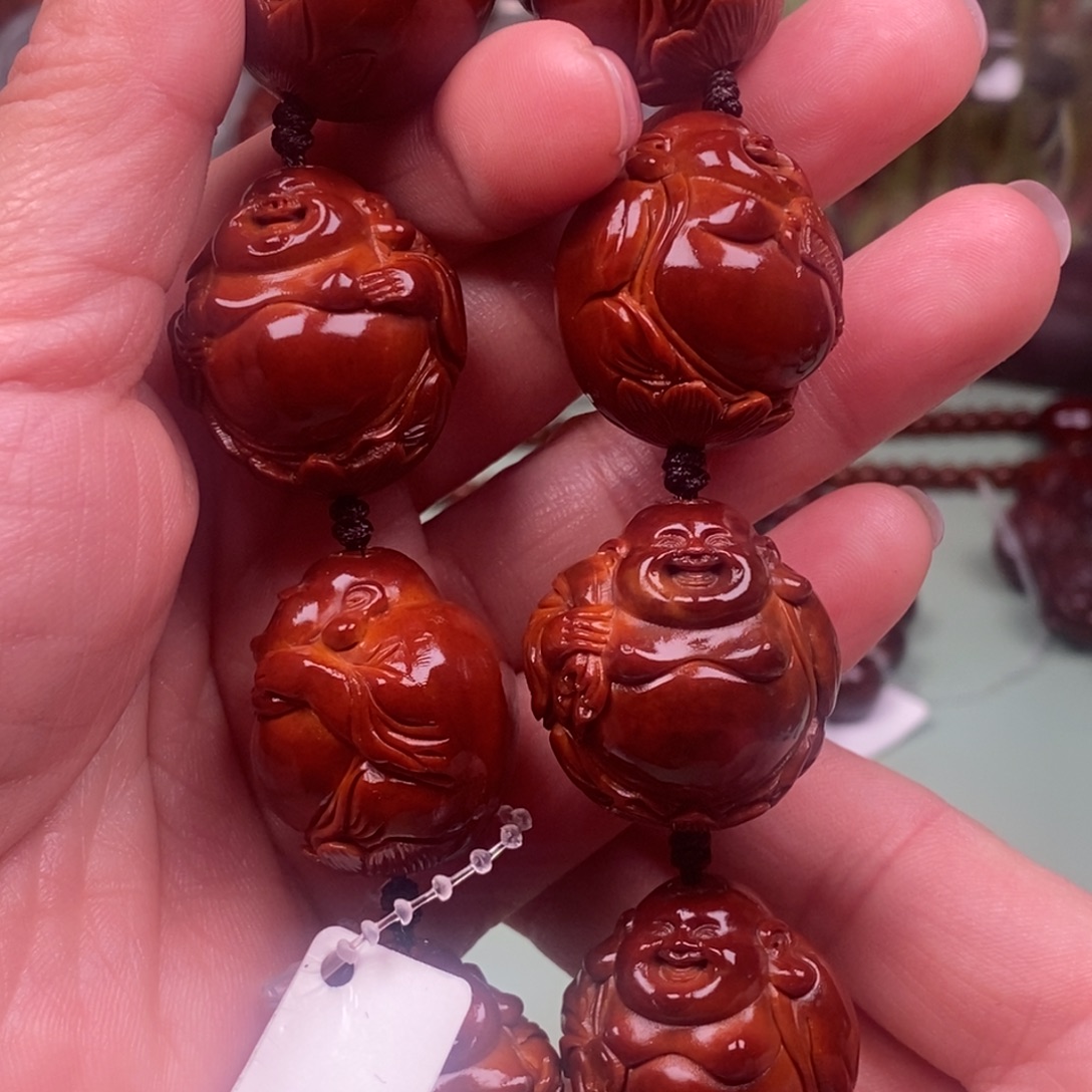 张***鸣木质橄榄核回血直播间