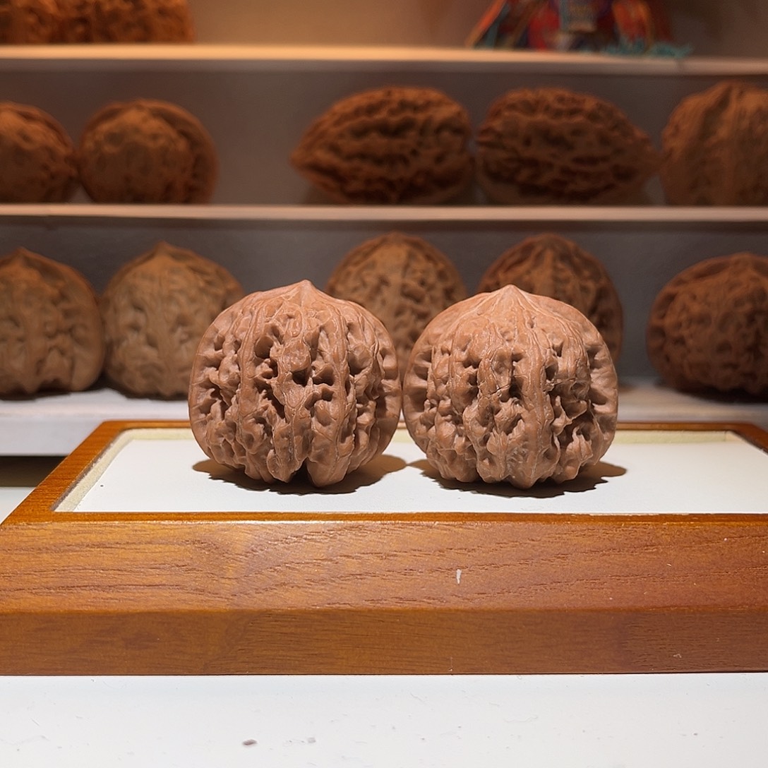 38平谷凹底，红皮……