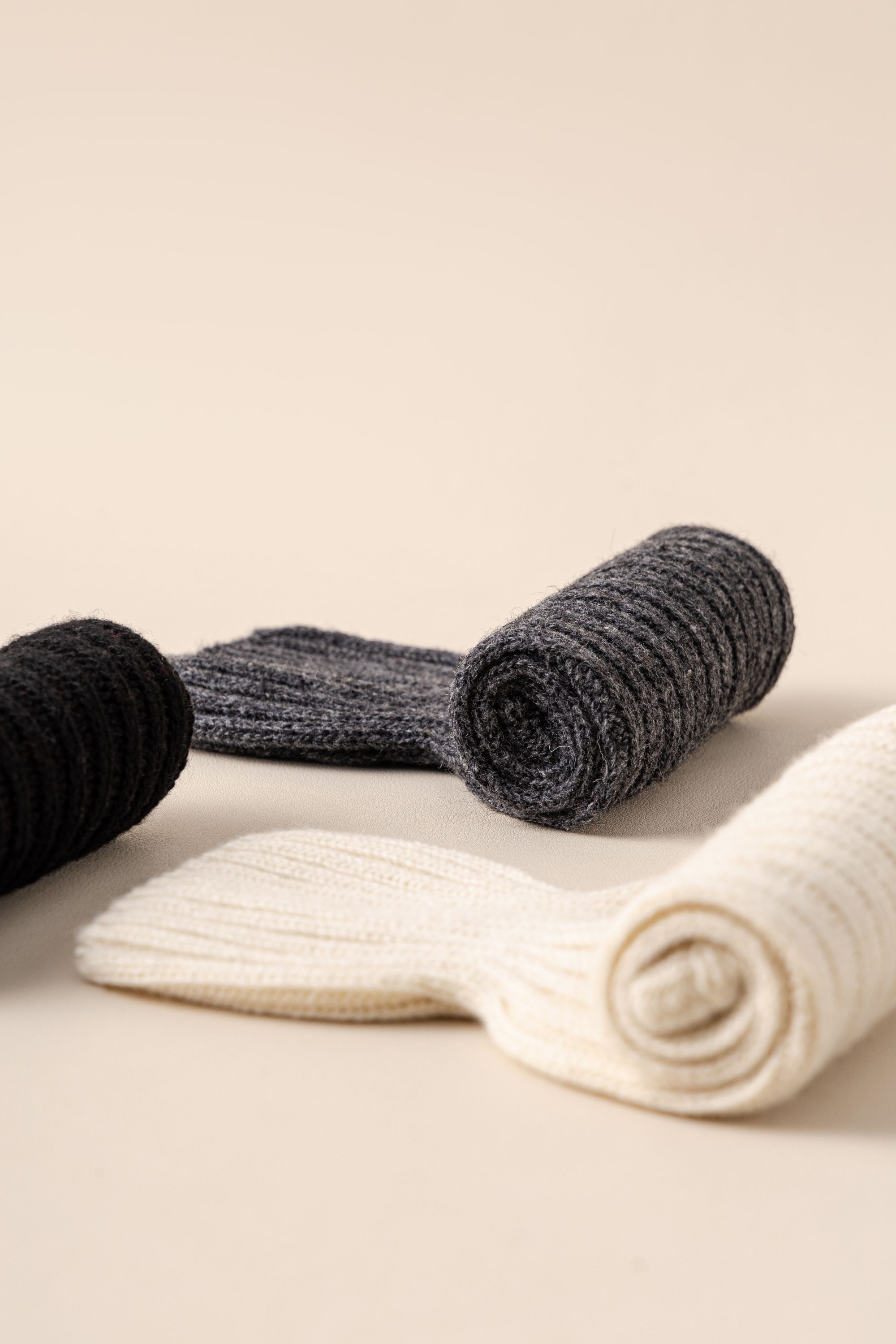 【喜宝儿】2025时尚竖条羊毛堆堆袜套wz250