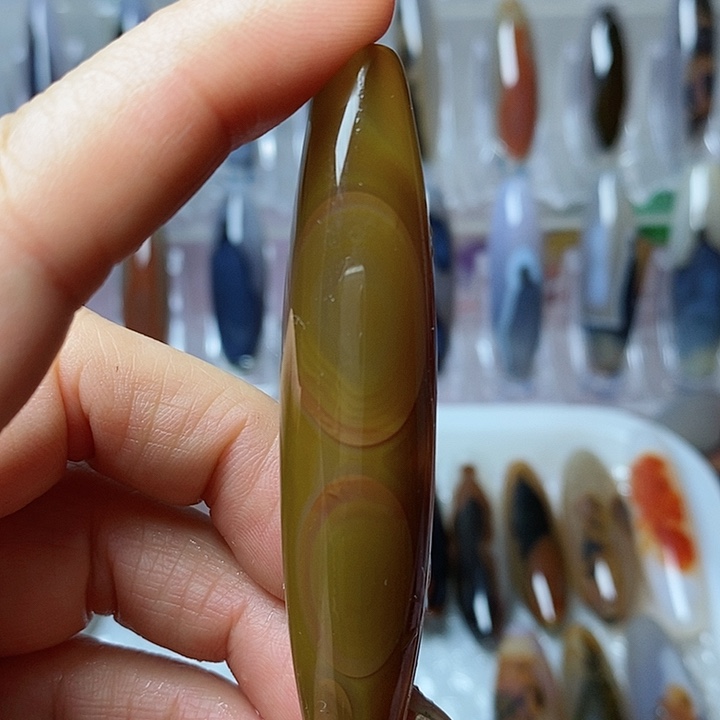 玛瑙/玉髓颈饰合金