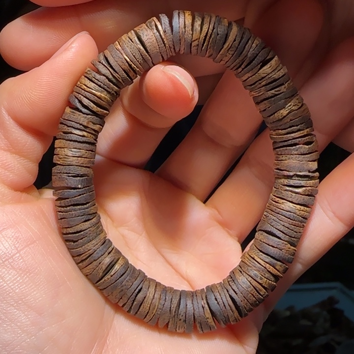 沉香手串金沙叶沉水药片珠13.5克