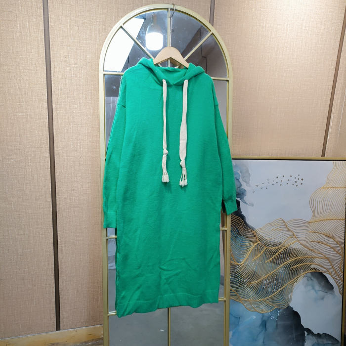 AF306孕妇绿色毛衣裙100-140