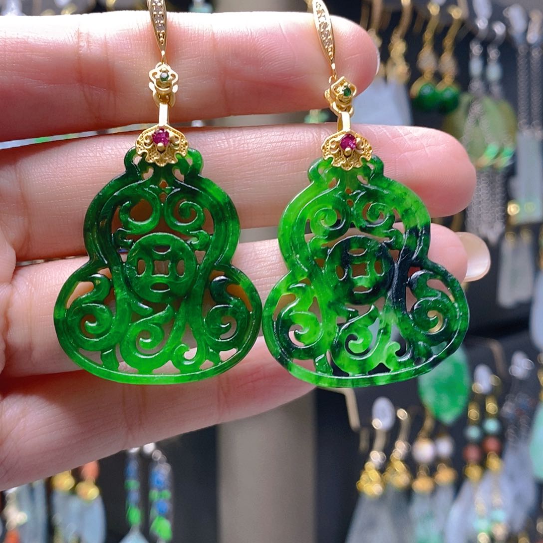 未镶嵌翡翠耳饰翡翠