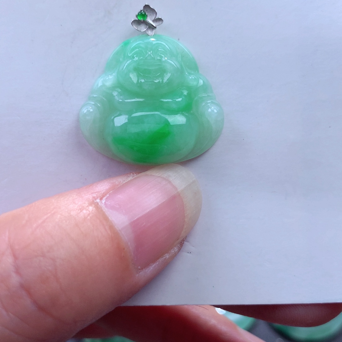 翡翠吊坠(不含链)18K金镶嵌