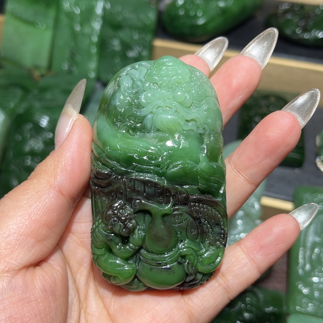 和田玉挂件未镶嵌余**长