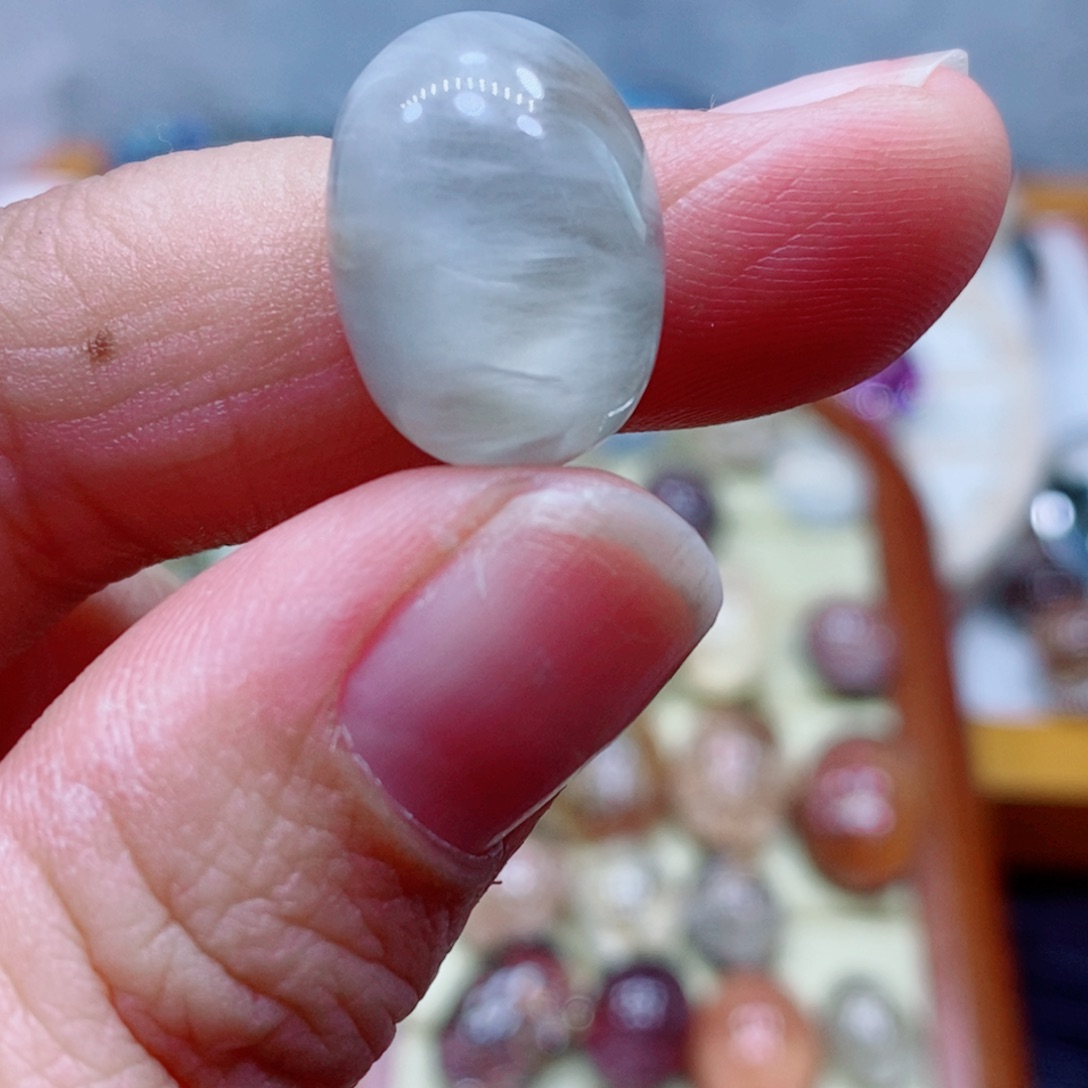 颈饰未镶嵌水晶水晶