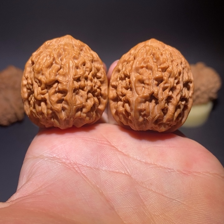 文玩核桃吊坠盘****角全品35野生