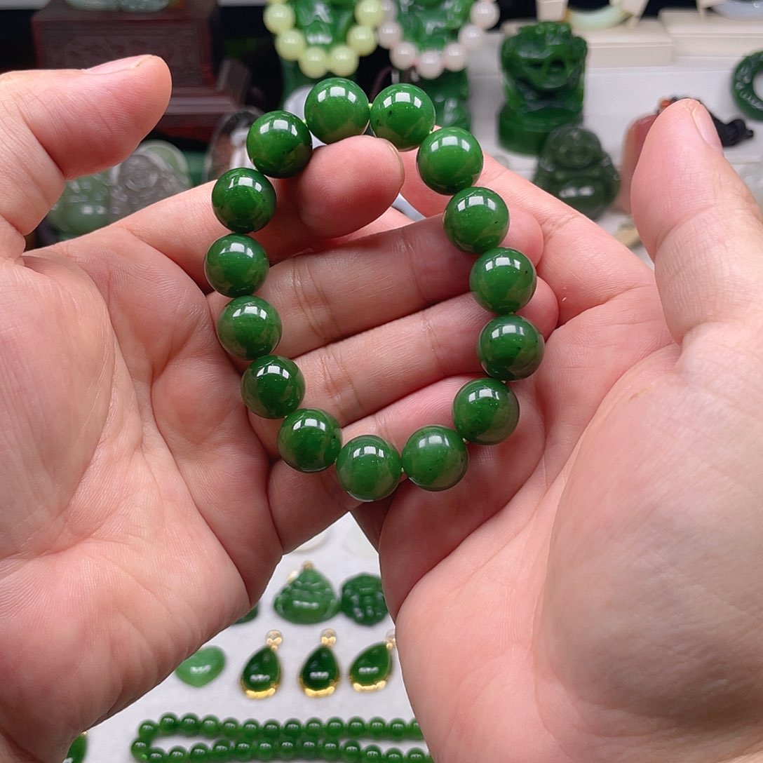 未镶嵌手链和田玉（碧玉）